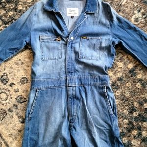 Lee romper